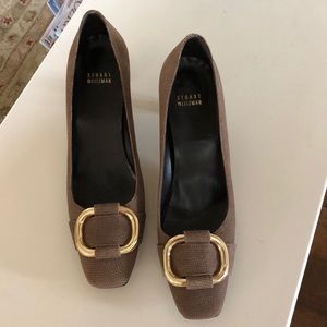 Stuart Weitzman pumps